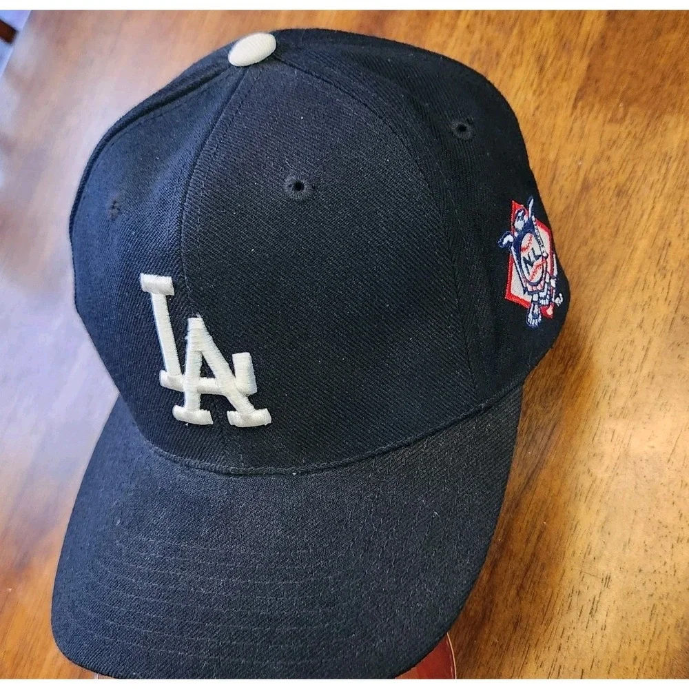 Vintage LA Dodgers Hat Men Strapback Adjustable One Size Wool 90s Gross Cap NL‎